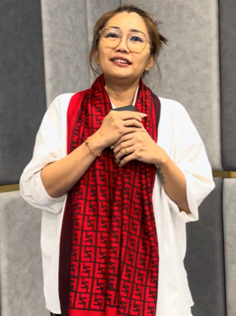 Zendieey Lee from DRNAIK